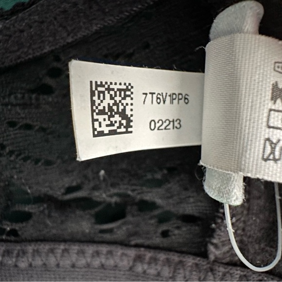 Aerie Lace Halter Bralette Lined Black Wireless Hook & Eye Close Size Large - Picture 10 of 13